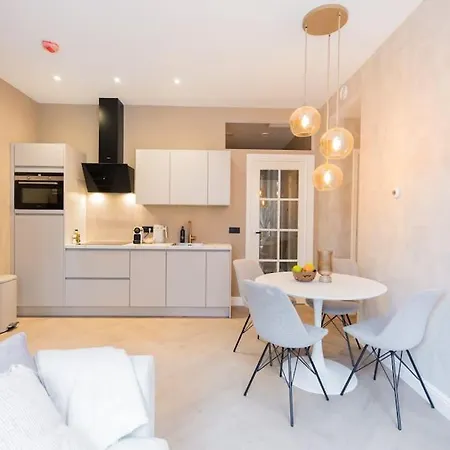 Haya Beachhouse - Queen Appartement