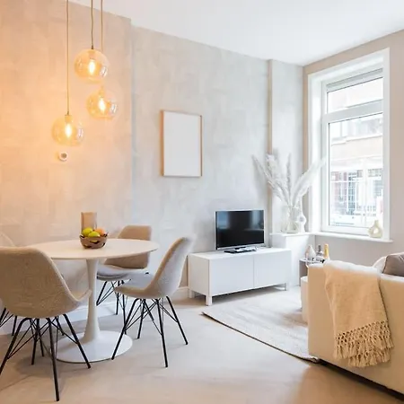 Appartement Haya Beachhouse - Queen Den Haag